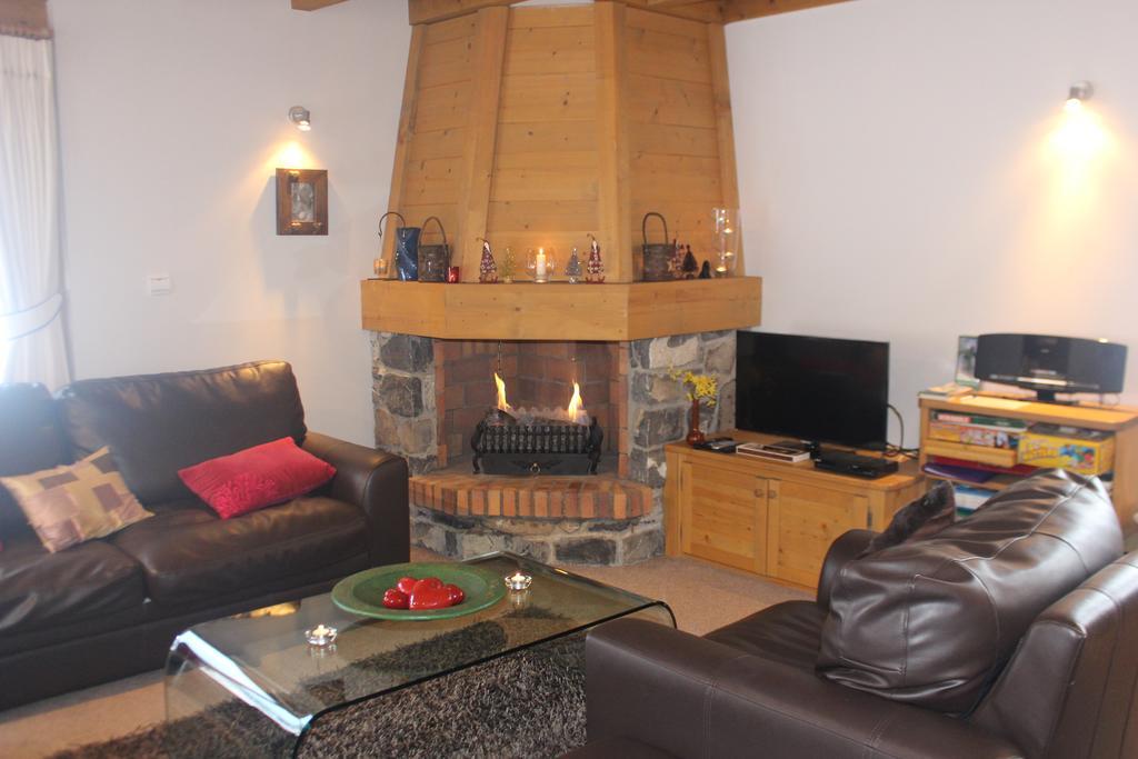 Et Au Coin Du Feu Chilly Powder 4*